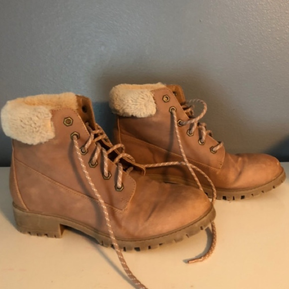 Winter boots